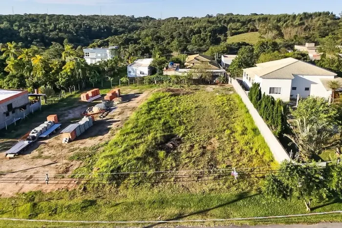 Terreno plano de 1.000 m² à venda no Condomínio Chácaras Castello, no Éden Sorocaba/SP