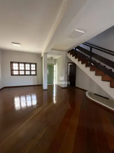 Casa com 4 dormitórios para alugar, 342 m² por R$ 6.259,40/mês - Vila Santa Maria - Americ
