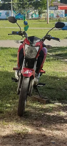 TITAN 160