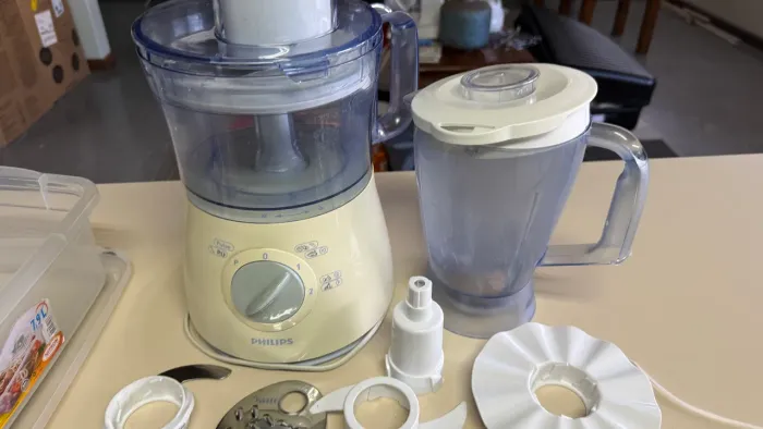 Multiprocessador/liquidificador Philips antigo todos acessórios