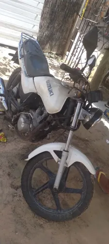 Vendo GS 120 moto muito boa