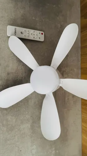 LUMINÁRIA VENTILADOR COM CONTROLE