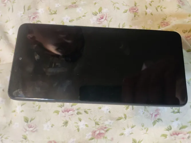 Xiaomi Poco x3 pro com defeito