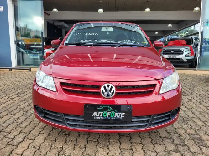 Volkswagen Voyage 1.0 Flex 12V 4P 2013