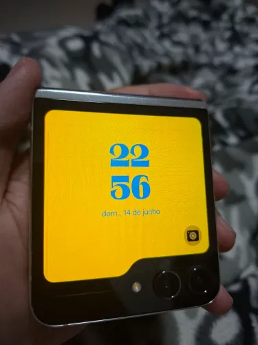 Samsung Galaxy Z Flip - 5 / 512GB