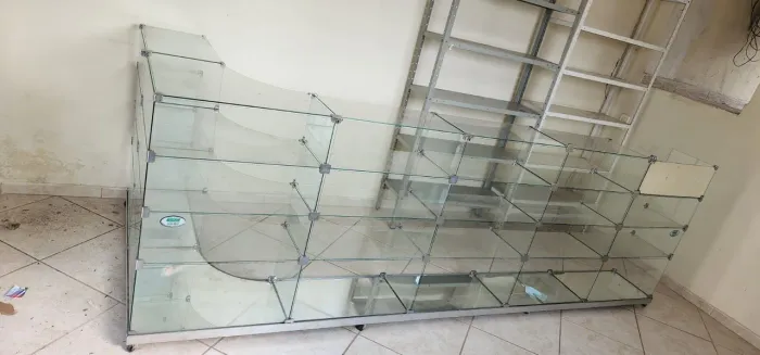 Balcão de vidro ótimo estado