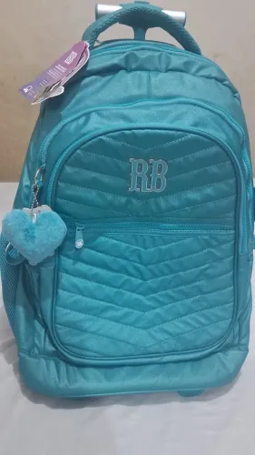 Vende-se mochila da Rebeca bonbon original,de costas e de carrinho