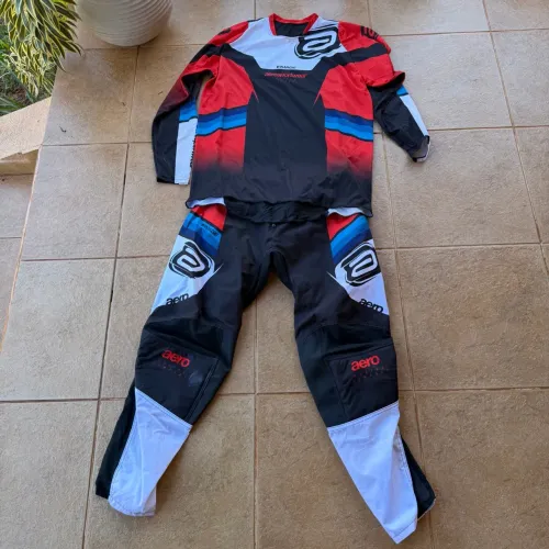 CONJUNTO CALÇA CAMISA ASW IMAGE SYNC VERMELHO / PRETO / BRANCO CALÇA 46 CAMISA GG 