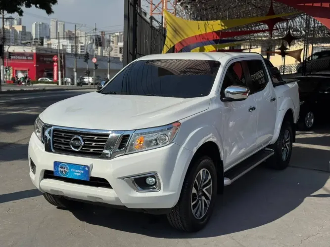 Nissan Frontier XE CD 4X4 2.3 Bi-TB Diesel Aut. 2021