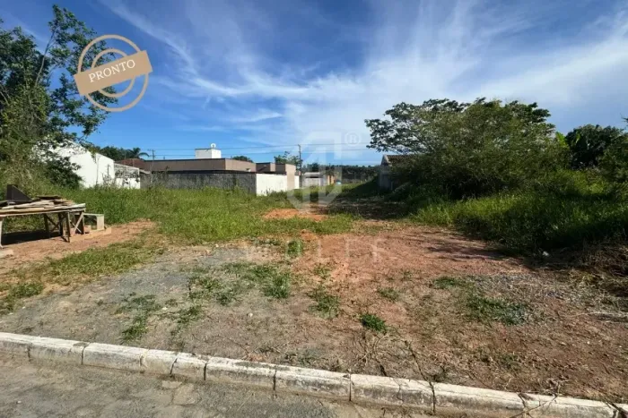 JD1669 - Terreno plano com 260m2² e pronto para construir em Balneário Piçarras/SC