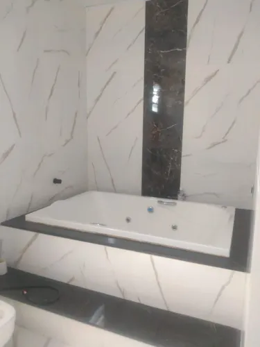 Kitinete alugo diária com Hidro Garagem