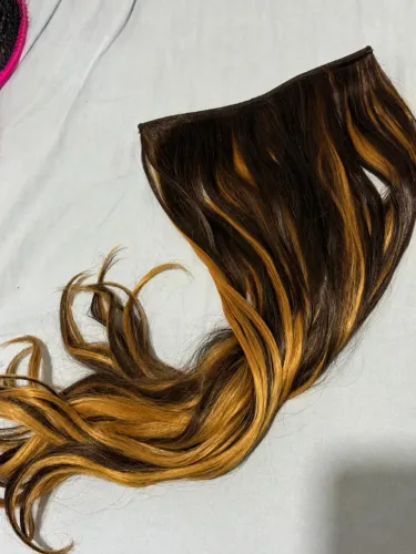 Cabelos mega hair