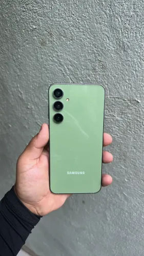 Samsung S23 FE novo