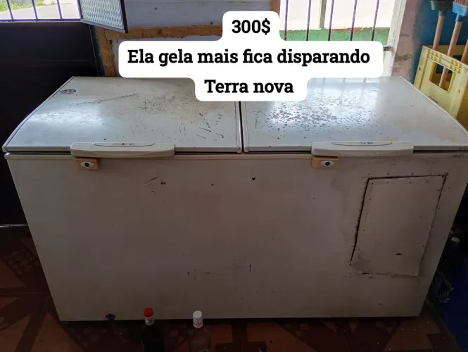 Freezer de duas portas, ela gela mais fica disparando