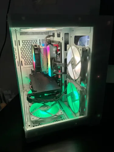 PC GAMER RODA TUDO! 32 GB de RAM, 480 GB de SSD, Placa de Vídeo 8GB RX 580