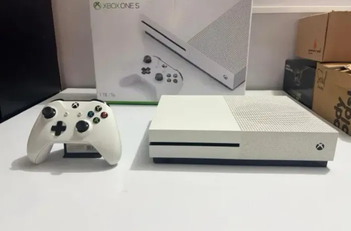 Xbox 1 tera 2 controle zerado