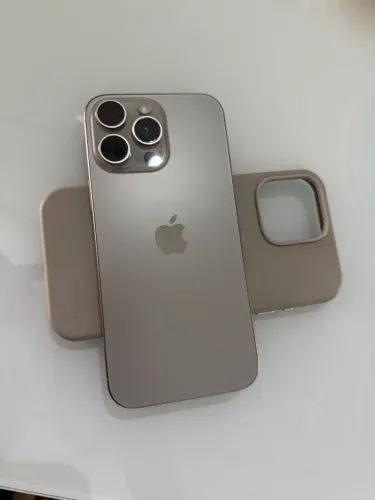 iPhone 16 pro max 256 gb