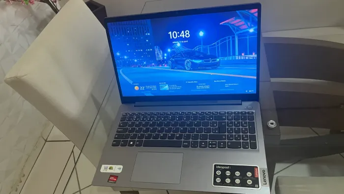 Notebook AMD Ryzen 7 5700U