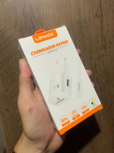 Carregador de iPhone 