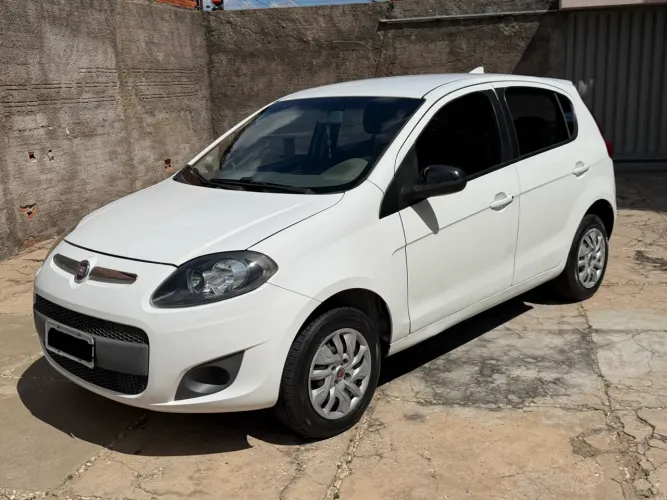 Fiat Palio Attractive 1.0 EVO Fire Flex 8V 5P 2016