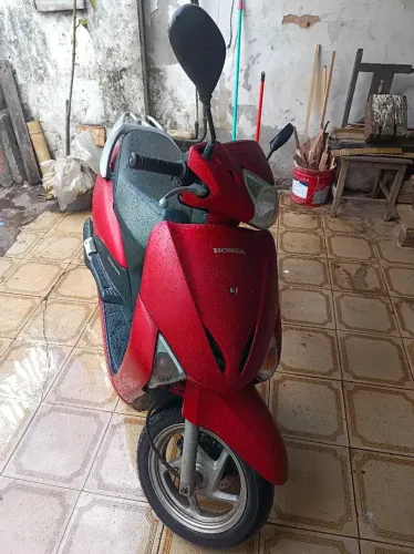 HONDA LEAD COM 31193 KM ORIGINAIS!