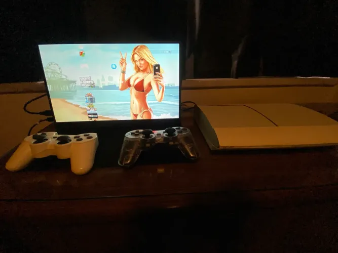 PS3 Super Slim Branco lotado de jogos