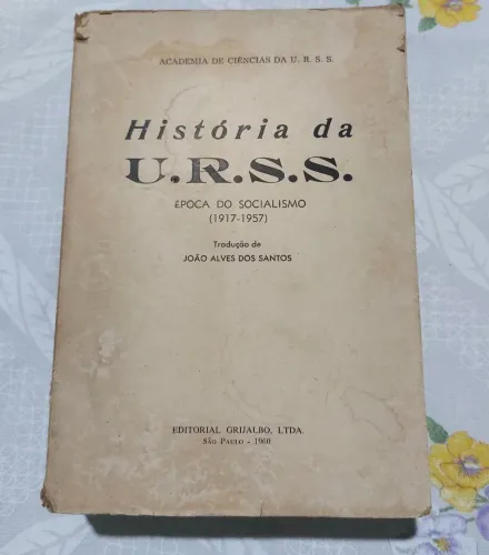 Livro a história da URSS 1960.
