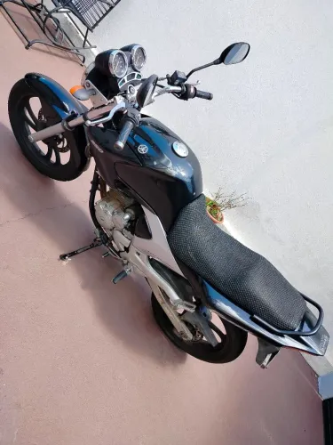 Vendo fazer 250 preta