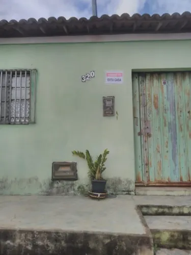 Casa a venda, no Alto da Maravilha 