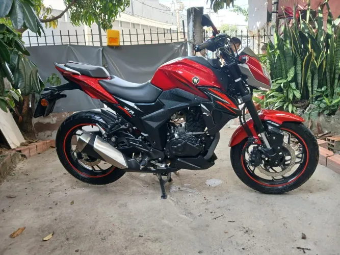 HAOJUE/ SUZUKI - DR 160 - 36 MIL KM - ACEITO TROCA!