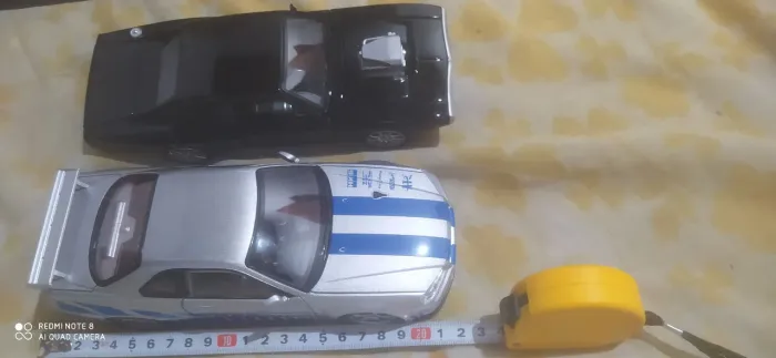 Miniaturas de carro de ferro velozes e furiosos para desapegar 130 reais a unidade