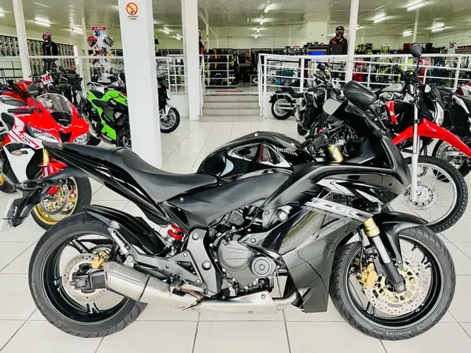 Honda CBR 600F 2012 - FEMOTO