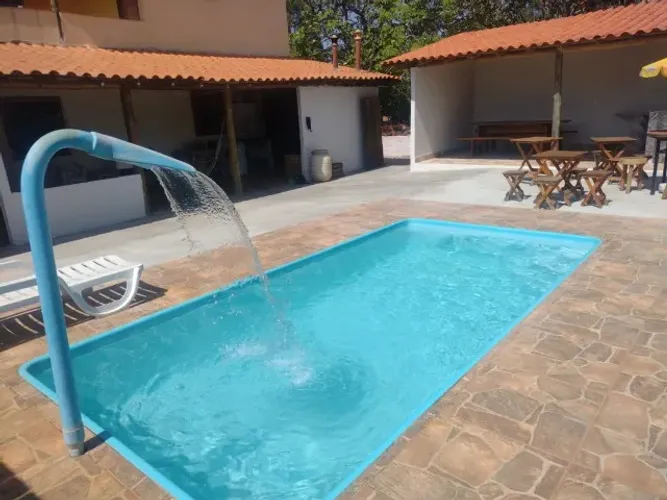 Sitio 3.900m², casa 2 pavimentos, piscina, área gourmet, pês de frutas Jaboticatubas.