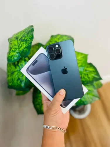 iphone 15 pro maxx pronta entrega e melhor preço / avance 