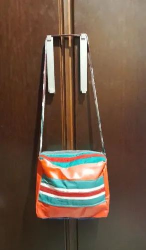 Bolsa De Ombro Artesanal Tricolor (Envio Pela OLX Pay)
