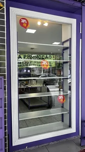 Vidro Temperado para Vitrine 8mm - Seminovo