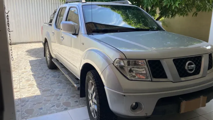 Nissan Frontier XE CD 4X4 2.5 TB Diesel 2013