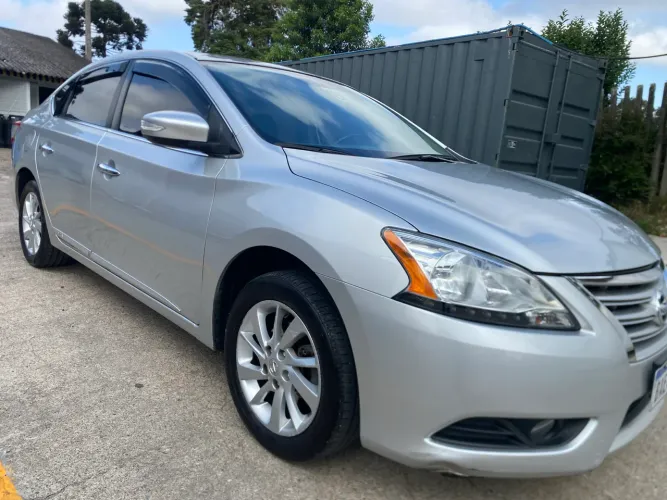 Nissan Sentra SV 2.0 Flexstart 16V Aut. 2016