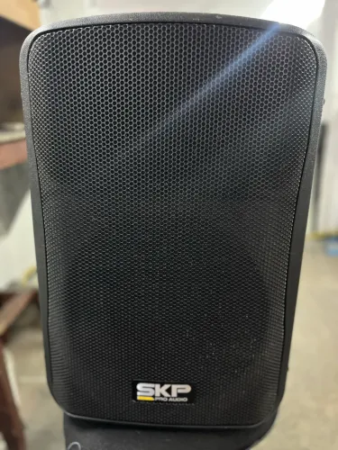 Caixa de Som Ativa Profissional 200w SKP