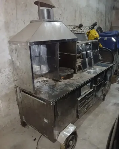 Carrinho com 5 utilidade. churrasqueira, chapa, pastel, açaí, hot dog e frizer para refige