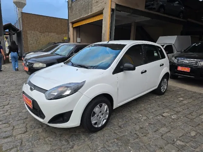 Fiesta 2013 1.0 8V Flex completo cautelar aprovada 