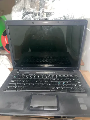Notebook Compaq leia descrição