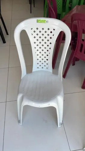 Cadeira de Plástico Branca Topplast