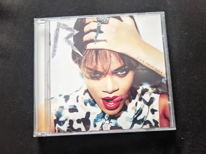 CD Rihanna Talk That Talk