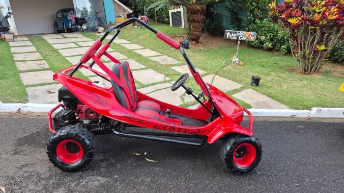 Mini buggy + de 13HP com mecânica de kart, bateria e freio automotivos, partida elétrica 