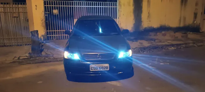 Chevrolet Astra GL 1.8 MPFI 3P 2000