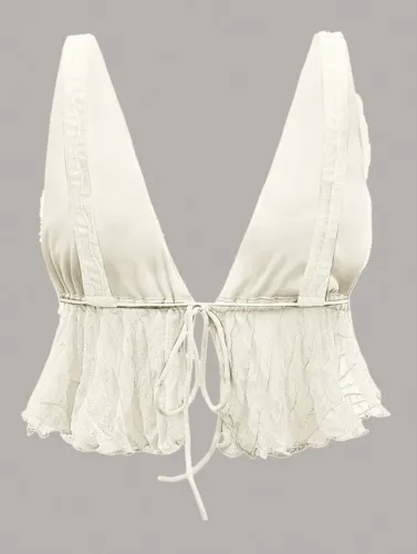 Top Feminino Branco com Detalhes em Renda