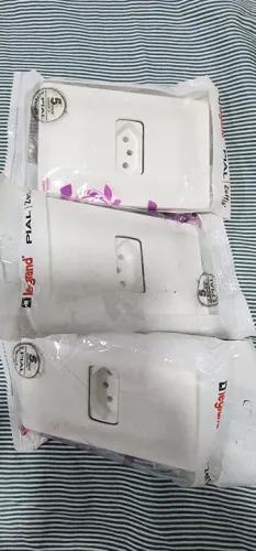 3 Conjunto 1 Tomada Energia 10A 4x2 Branco Zeffia Legrand