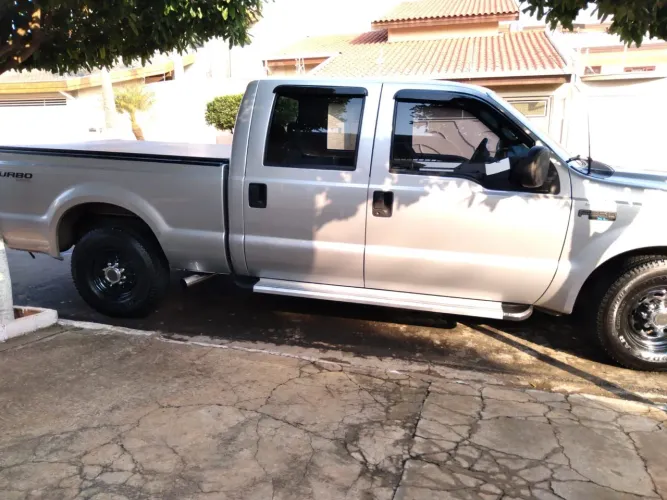 Ford F-250 XL 4.2 Turbo Diesel 2004