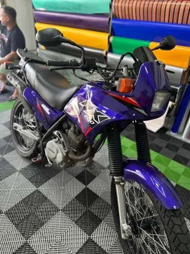 Nx200 1999 restaurada